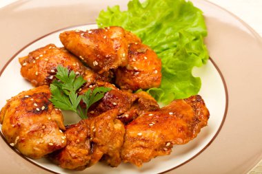 Susam Teriyaki uyluk