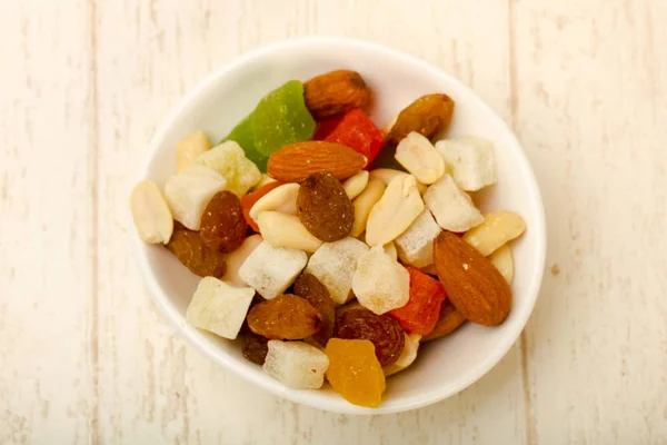 Mutter Och Torr Frukt Mix — Stockfoto