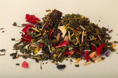 Aroma çay yığın meyve, meyveler ve otlar ile