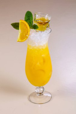 Hawaii bar içki kokteyl