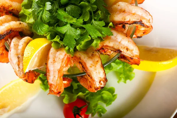 Shrimp Cocktail Mit Zitrone Und Kräutern — Stockfoto