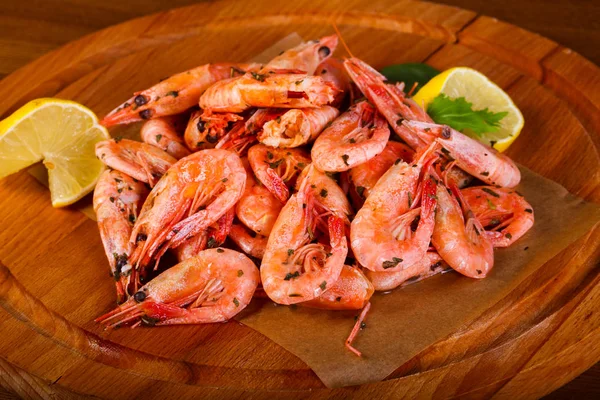 Camarones Hervidos Con Limón Hierbas — Foto de Stock