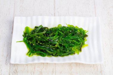 Marrinated yosun lezzetli tabak