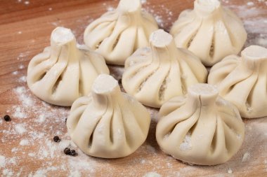 Gürcistan çiğ Khinkali eti