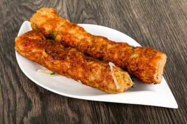 Soğanlı ve maydanozlu tavuk Kofta.