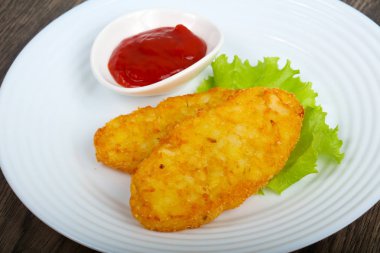 Ahşap arka plan üzerinde patates pancakes