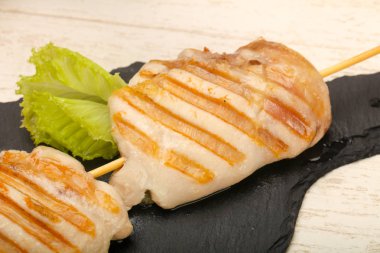 Kemiksiz ızgara tavuk uyluk