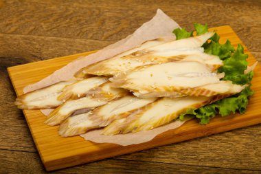 Yılan balığı sashimi yönetim kurulu