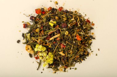 Aroma çay yığın meyve, meyveler ve otlar ile