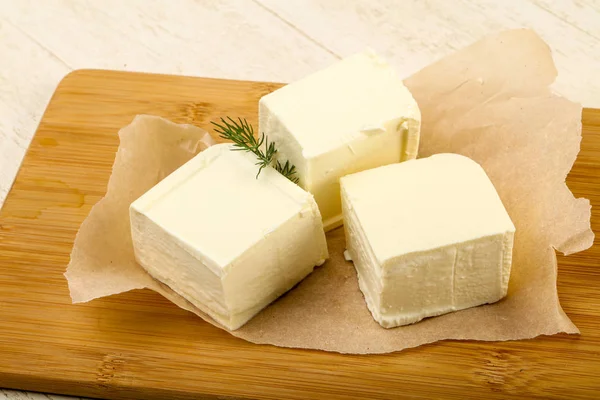 Brânză Feta Mărar Fundal Din Lemn — Fotografie, imagine de stoc