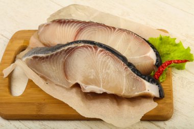 Ham sulu köpek balığı biftek ızgara için hazır