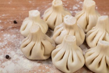 Gürcistan çiğ Khinkali eti