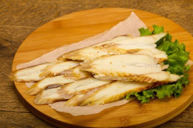 Yılan balığı sashimi yönetim kurulu