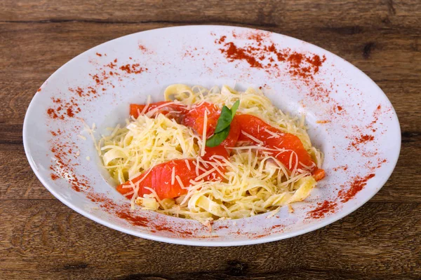 Pasta Con Salmón Queso —  Fotos de Stock