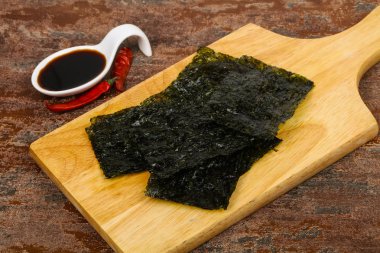 Soya soslu lezzetli Nori cipsi.