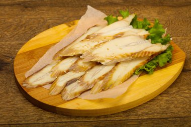 Yılan balığı sashimi yönetim kurulu