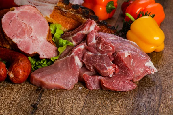 Carne Cruda Affumicata Legno — Foto Stock