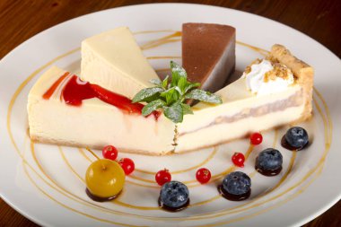 Yaban mersini ve nane ile Cheesecake çeşitler