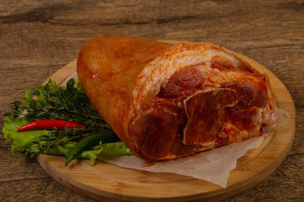 Raw pork knuckle marinated for cooking — Stock Image Raw Pork Knuckle Marinated Cooking Stock Image