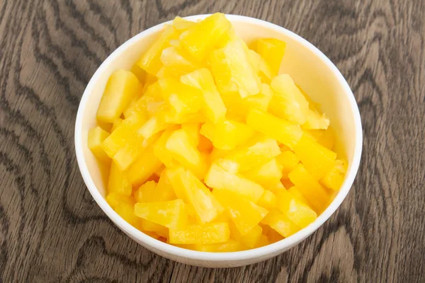 Canned Pineapple Bowl — Stock Photo, Image