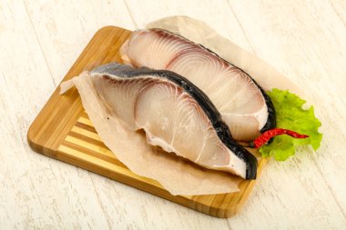 Ham sulu köpek balığı biftek ızgara için hazır