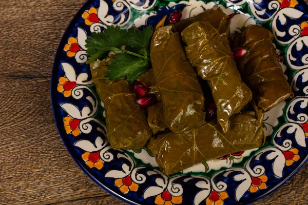 Kaukasische Traditionele Dolma Gehakt Vlees Druivenbladeren — Stockfoto