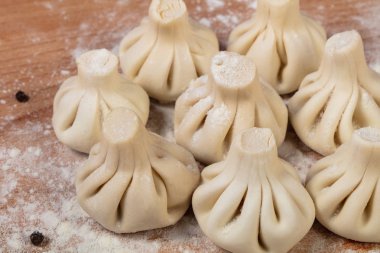 Gürcistan çiğ Khinkali eti