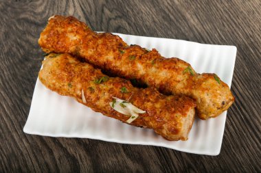 Soğanlı ve maydanozlu tavuk Kofta.