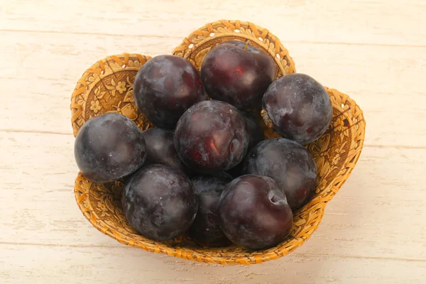 Ripe Fresh Plums Wooden Background — Stock Photo, Image