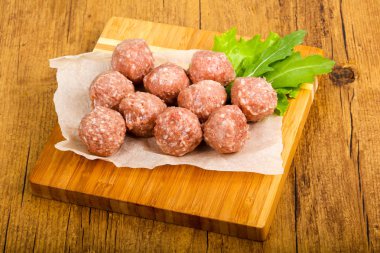 Çiğ köfte yemek pişirmek için