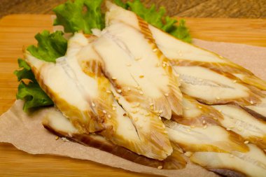 Yılan balığı sashimi yönetim kurulu