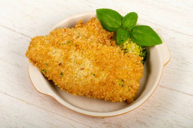 Susam ve haşlanmış sebzeler ile tavuk