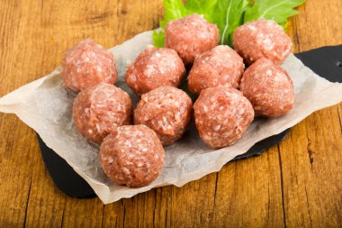 Çiğ köfte yemek pişirmek için