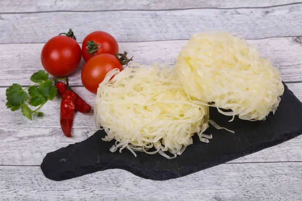 Rohe Reisnudeln Zum Kochen Bereit — Stockfoto