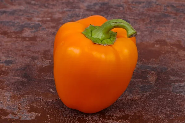Fresh Ripe Orange Bell Pepper — Stock Photo, Image