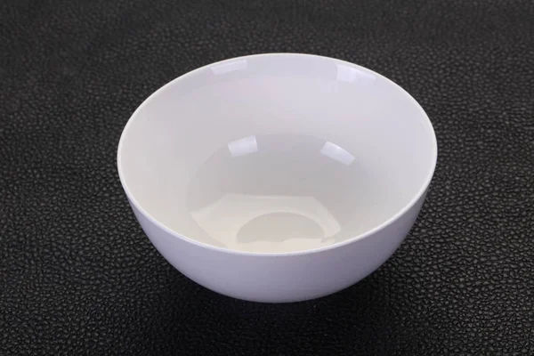 Empty ceramic bowl — Stock Photo, Image