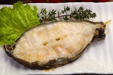 Wolffish biftek pişmiş
