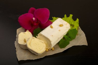Brie peyniri rulo
