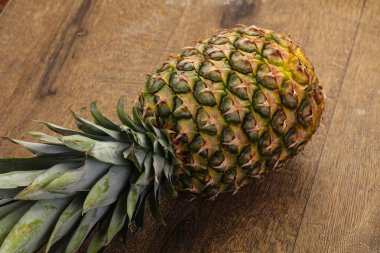 Olgun taze ananas