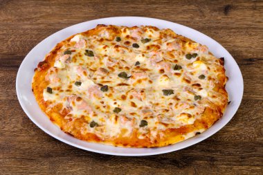 somon ve Kapari pizza
