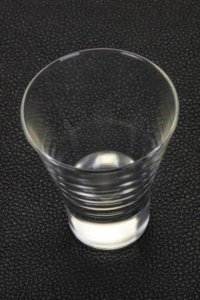 Copo de vidro vazio — Fotografia de Stock