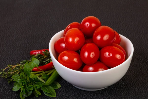 Tomate Cerise Marinée Dans Bol Servi Basilic — Photo