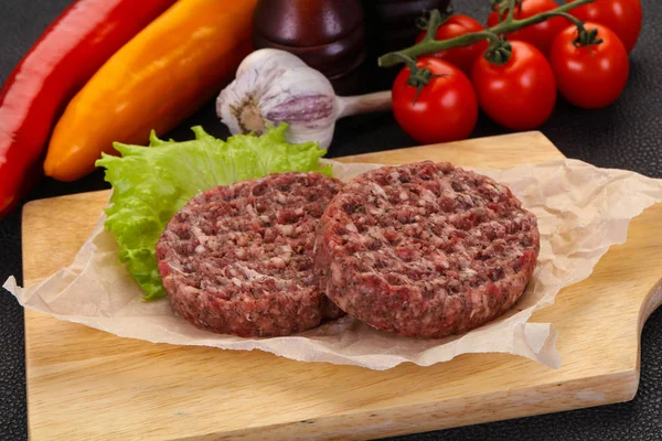 RAW burger kotlett — Stockfoto
