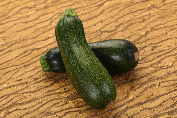 Rohe reife Zucchini — Stockfoto