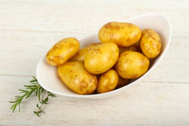 Ham genç patates