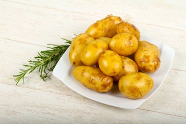 Ham genç patates