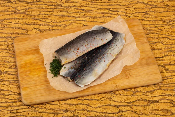 Herring Fillet Piele Fundal Din Lemn — Fotografie, imagine de stoc