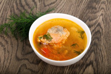 Somon Balık Çorbası beyaz plaka 