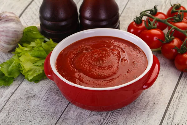 Sopa Tomate Mediterráneo Con Albahaca Especias —  Fotos de Stock