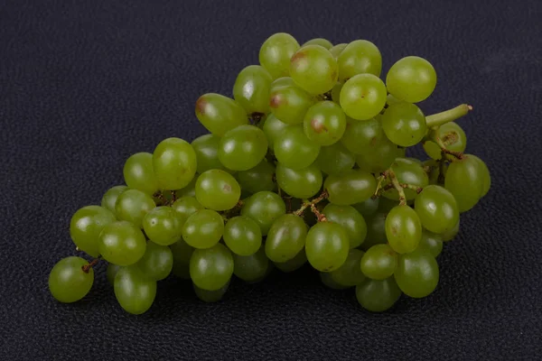 Branche de raisin vert doux — Photo